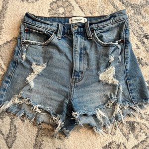 Abercrombie and Fitch High Rise Mom Shorts 25 0